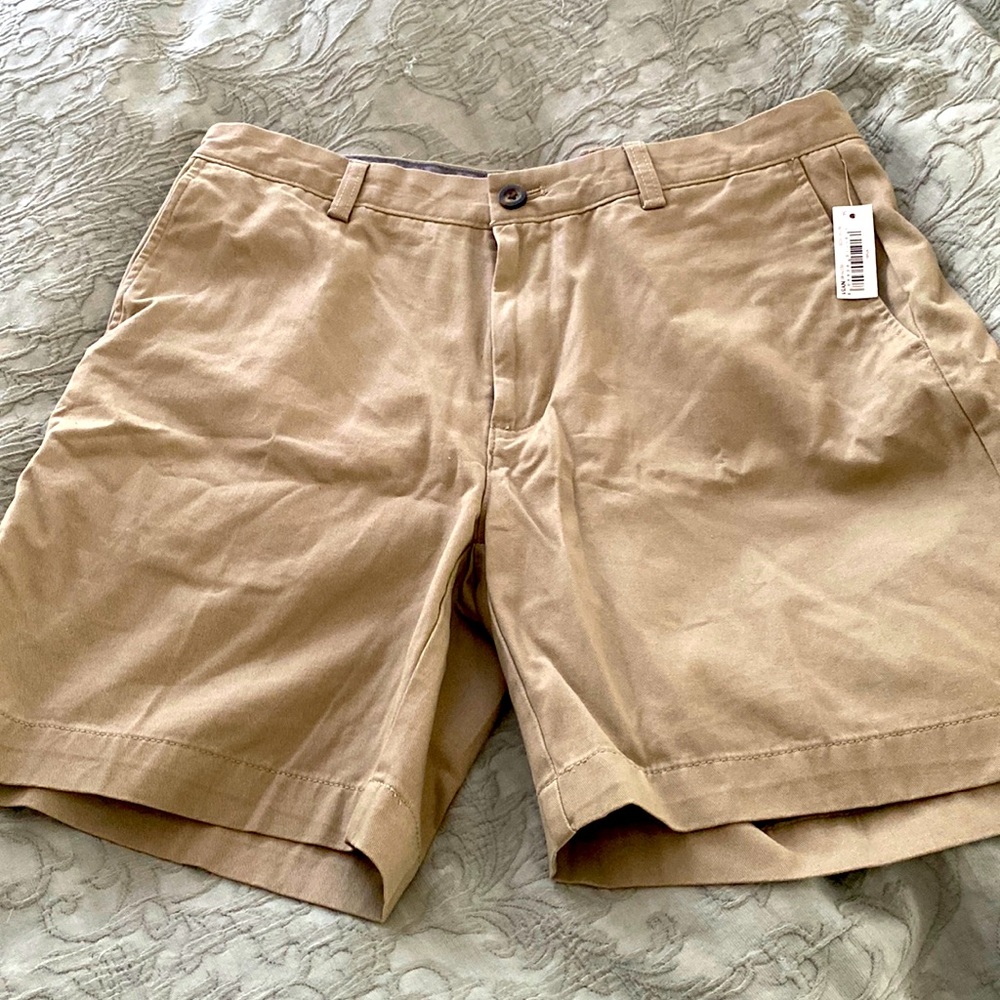 Amazon essentials khaki shorts!
